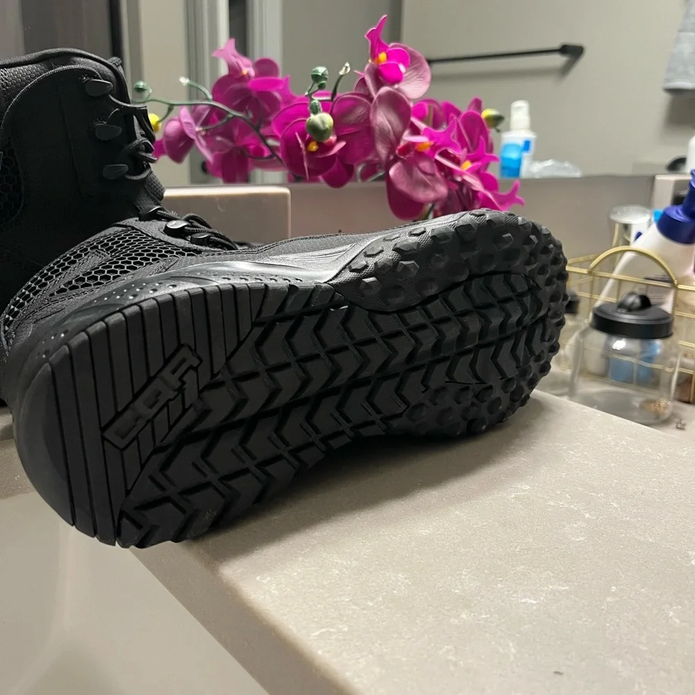 CQR duty boots M10. New, never worn. No tags - Picture 2 of 4